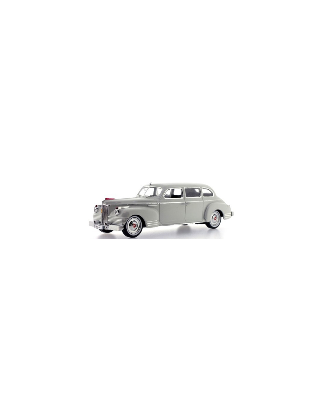 Miniature ZIS 110 1947 Gris – Échelle 1:43 – IST Models – Neuf Avec Son Socle