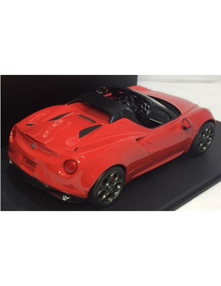 Alfa Romeo, 4C Spider, 1/18