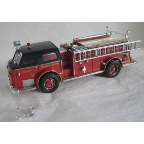 American La France 700 closed CAB Pumper, 1/50