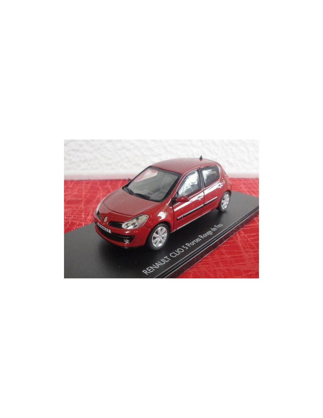 RENAULT CLIO III Phase 1 3 Portes 2005 Gris ELIGOR 1:43 de referenc
