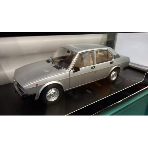Alfa Romeo, Alfetta Berlina 2000L, 1/18