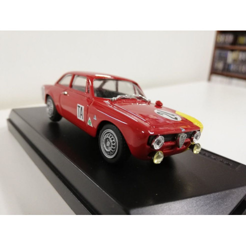 Polistil SB 1/43 - Alfa Romeo Giulia Combinata Pompiers