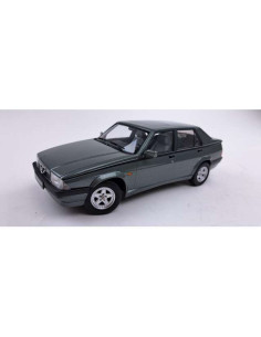 Alfa Romeo, 75, 1/18 2