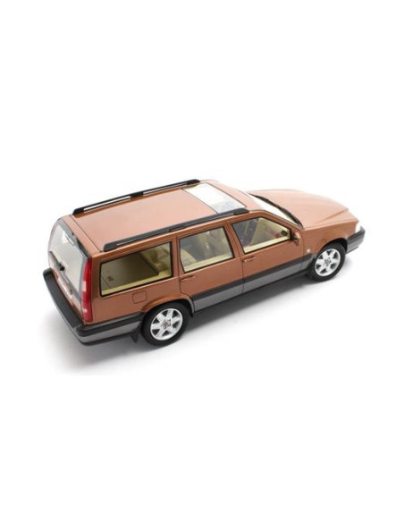 Volvo, V70 XC Cross Country, 1/18