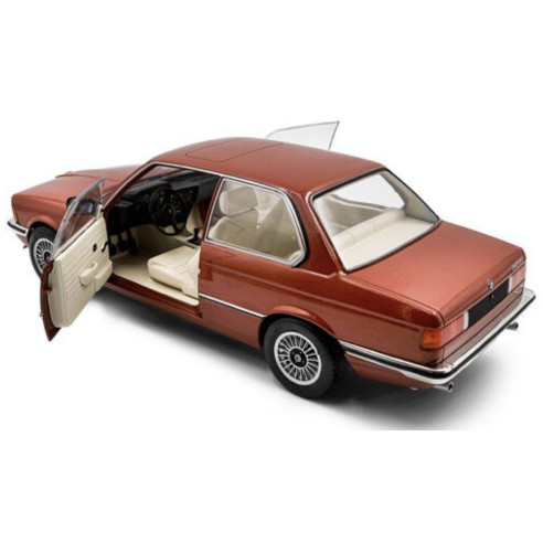 BMW, 323i (E21), 1/18